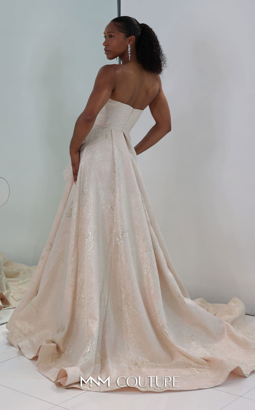 MNM Couture M0082