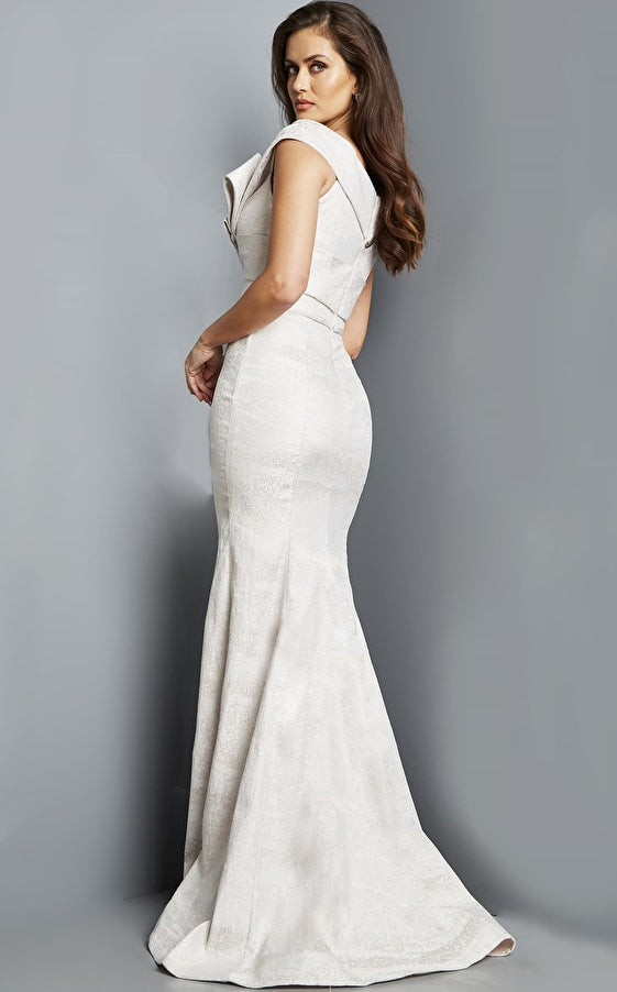 Jovani 08252